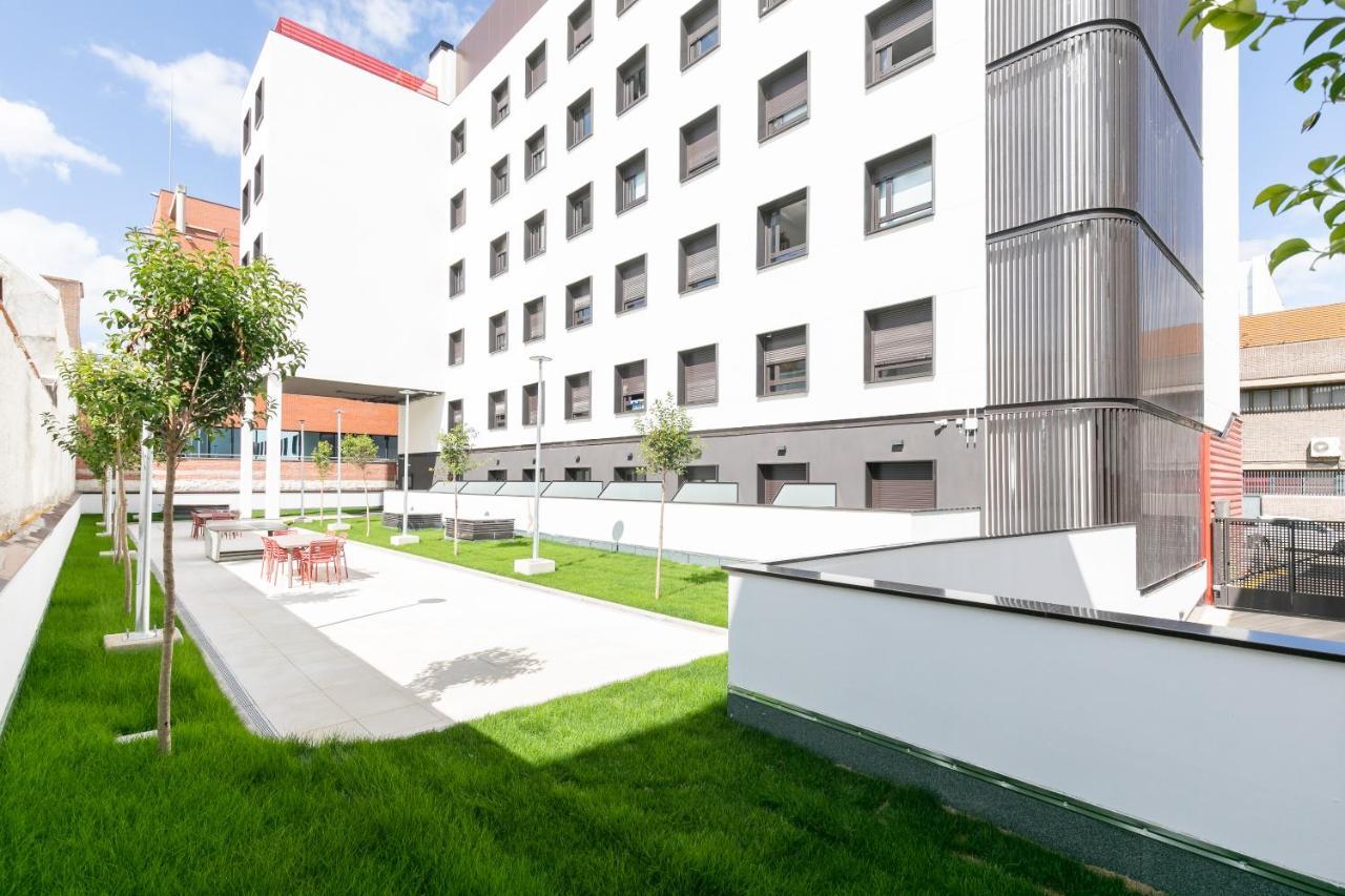 Micampus Xaudaro Student Residence Madri Exterior foto